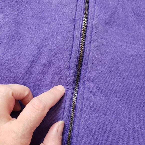 Fox zip up hoodie quilted lining thick y2k Size Large embroidered logo - Picture 4 of 16